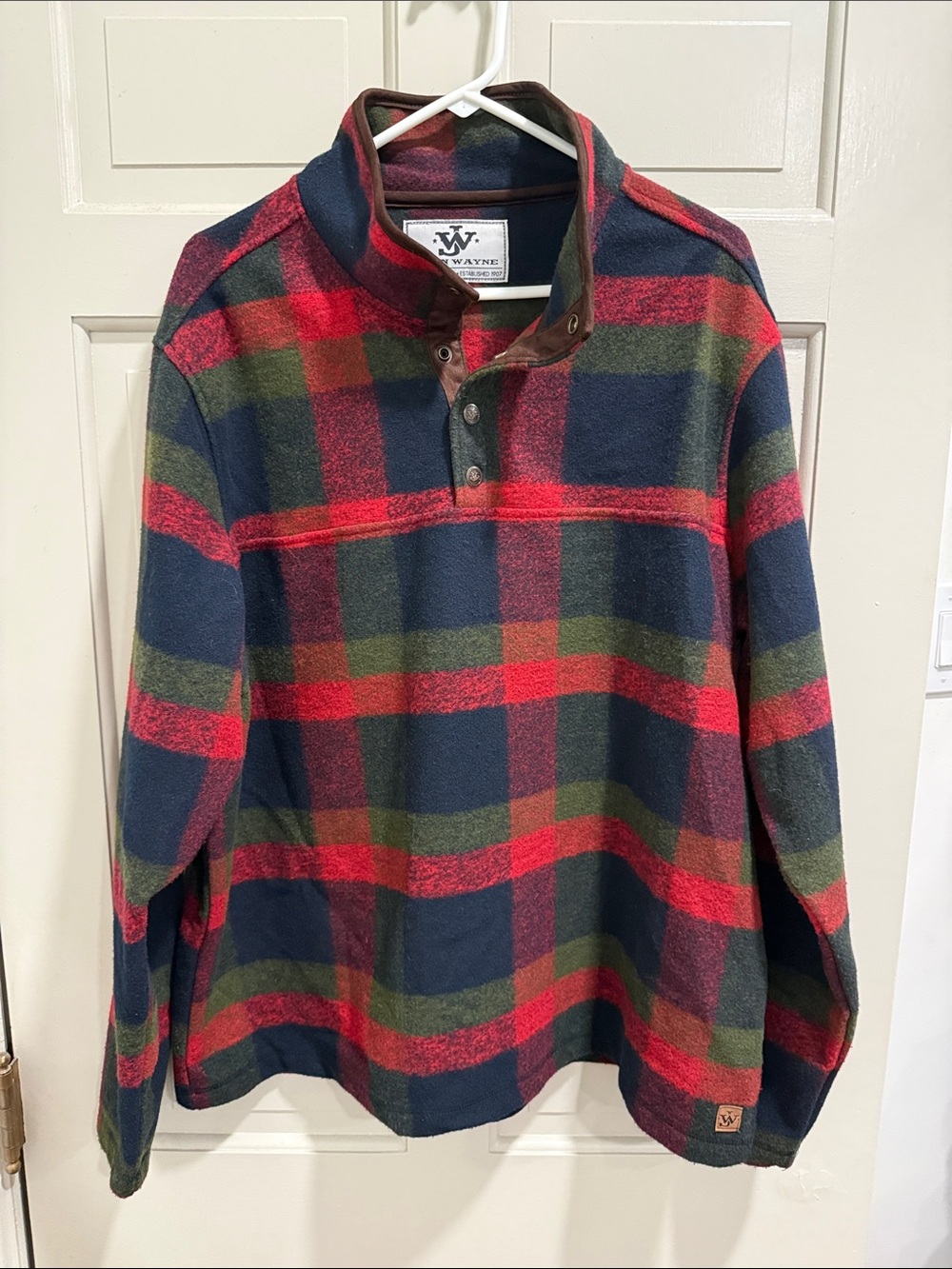 John Wayne Classic Plaid Fleece Pullover - Red/Navy/Green Size XL